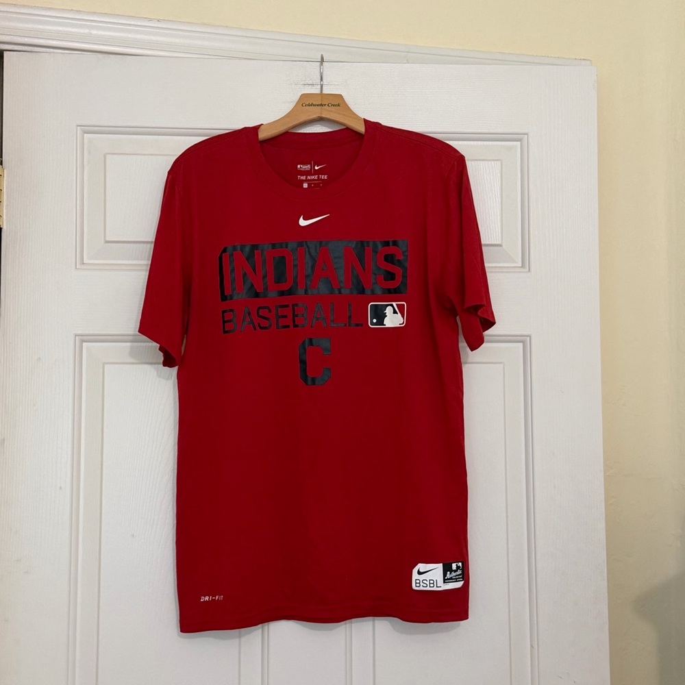 Nike Dri Fit Center Swoosh MLB Men’s Cleveland Indians T-Shirt Tee Size Large L